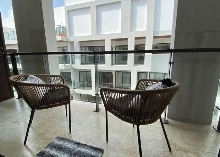 Stylish 1br Beachside Retreat Сasa de vacaciones *