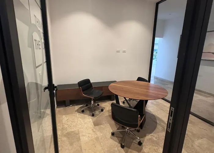 Сasa de vacaciones Stylish 1br Beachside Retreat